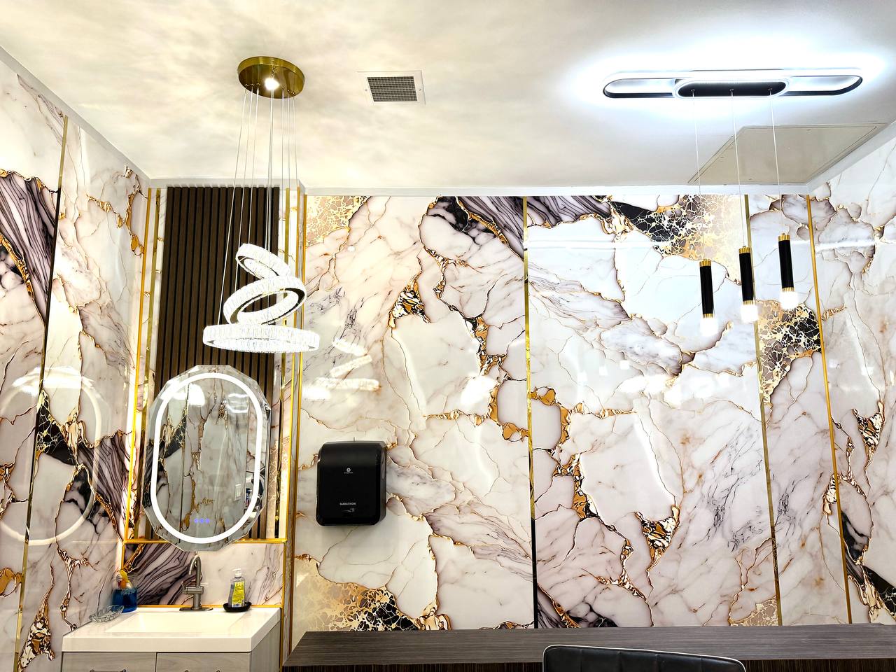 photo_2025-11-18_02-23-44