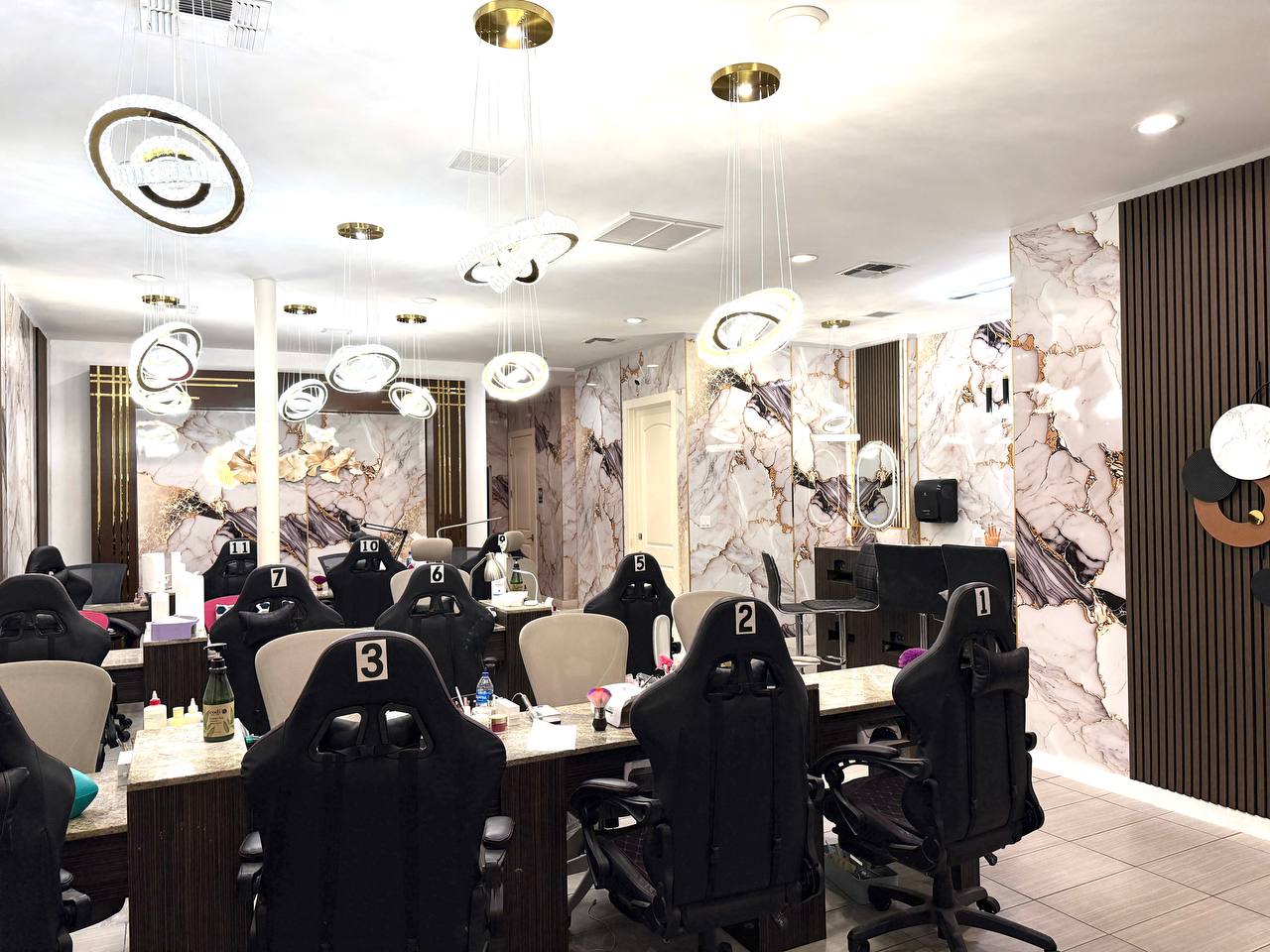 photo_2025-11-18_02-23-45